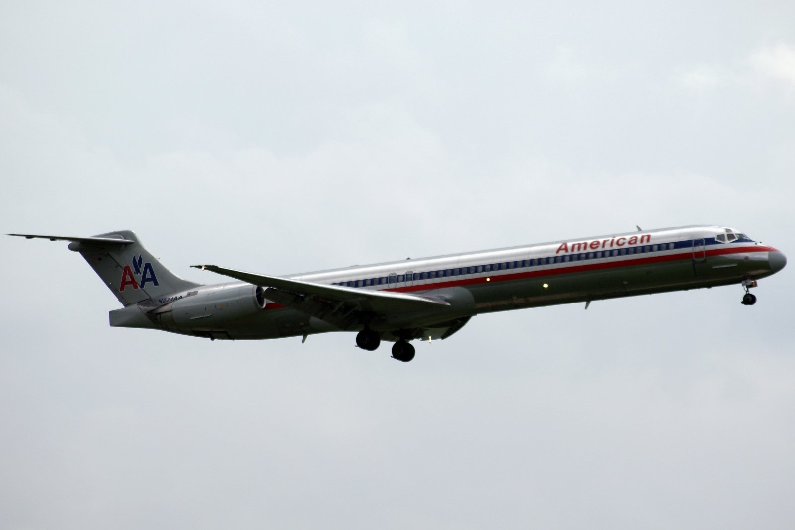 Tu 80. MCDONNELL Douglas MD-82. Макдоннелл Дуглас МД 82. MCDONNELL Douglas MD-80. МД-80 самолёт.