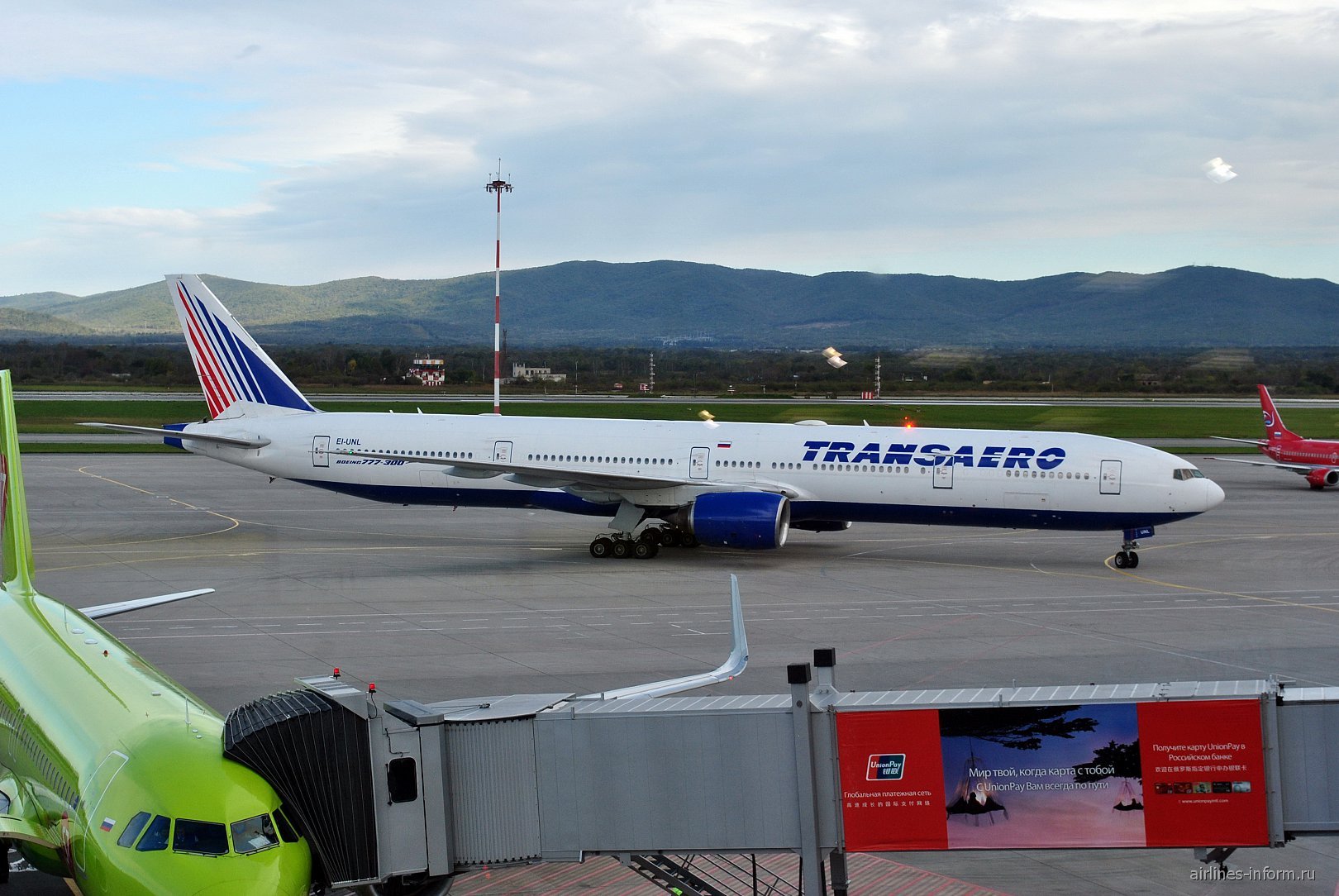 Владивосток аэропорт Boeing 777