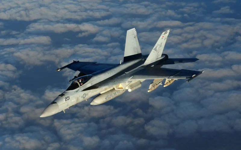 Истребители CF-18 Hornet