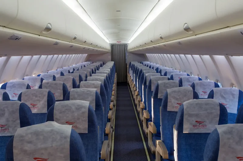 Самолет Sukhoi Superjet 100-95