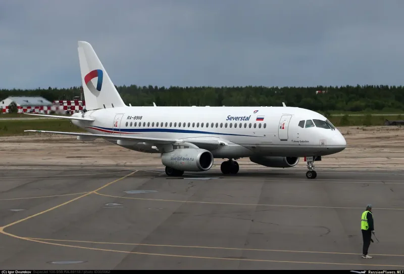 Superjet 100-95