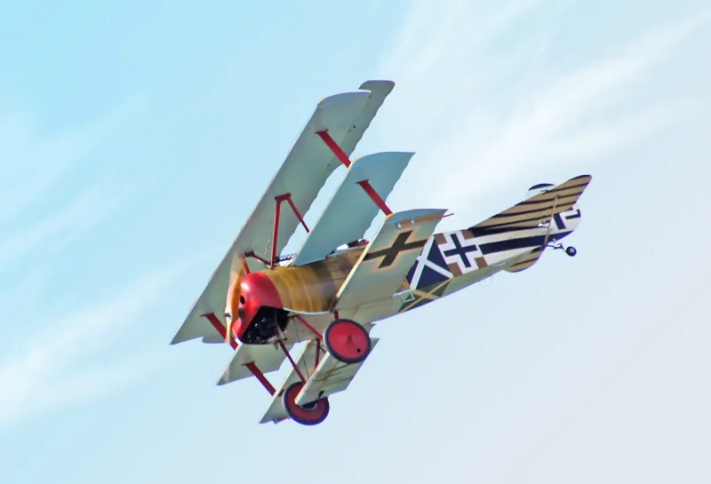 Самолет-триплан Fokker f.1