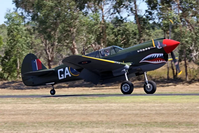 Истребитель Киттихаук Curtiss p-40