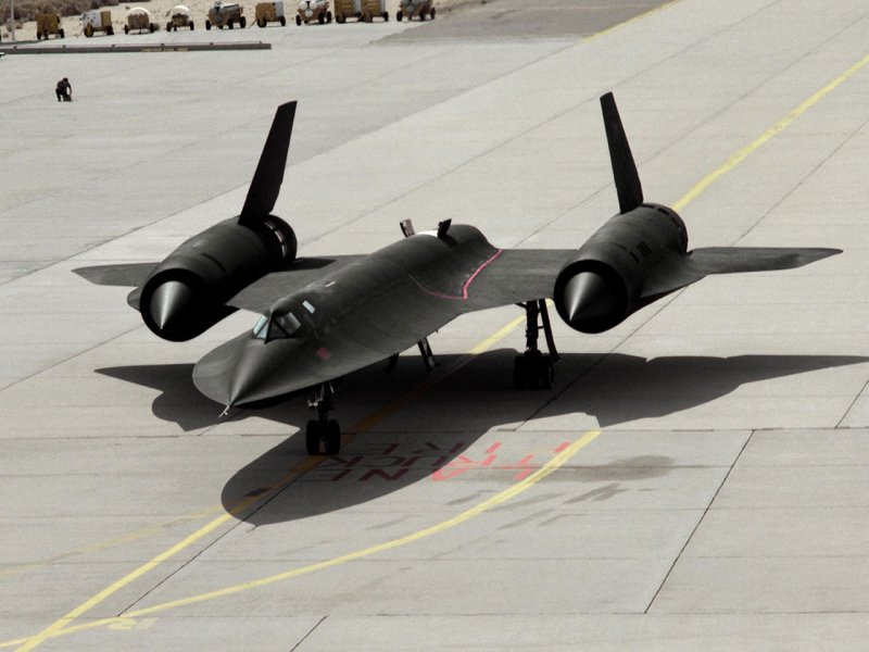 SR-71 Blackbird черный Дрозд