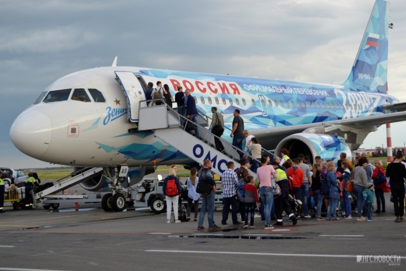 Самолет Омск