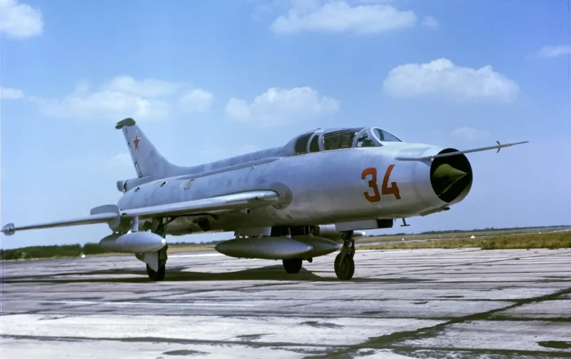 Самолет Утконос Су 34