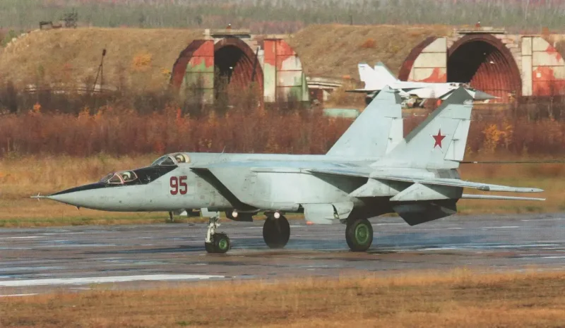 Су-24 Штурмовик Грач