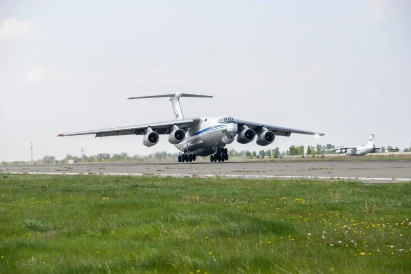 АН-124-100 Руслан