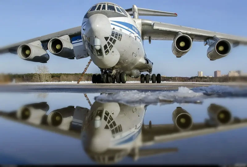 Самолет ил 76