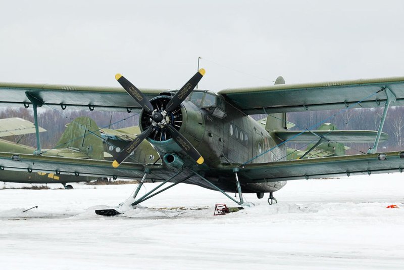 Самолёт кукурузник АН 26