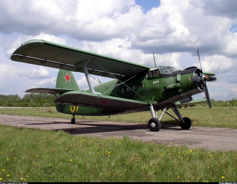 Самолет ан2 зеленый