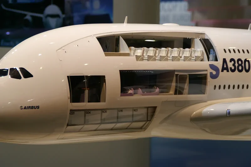 Двухэтажный Аэробус 380