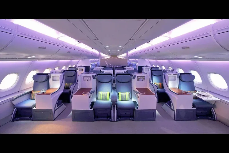 Самолёт Airbus a380 салон