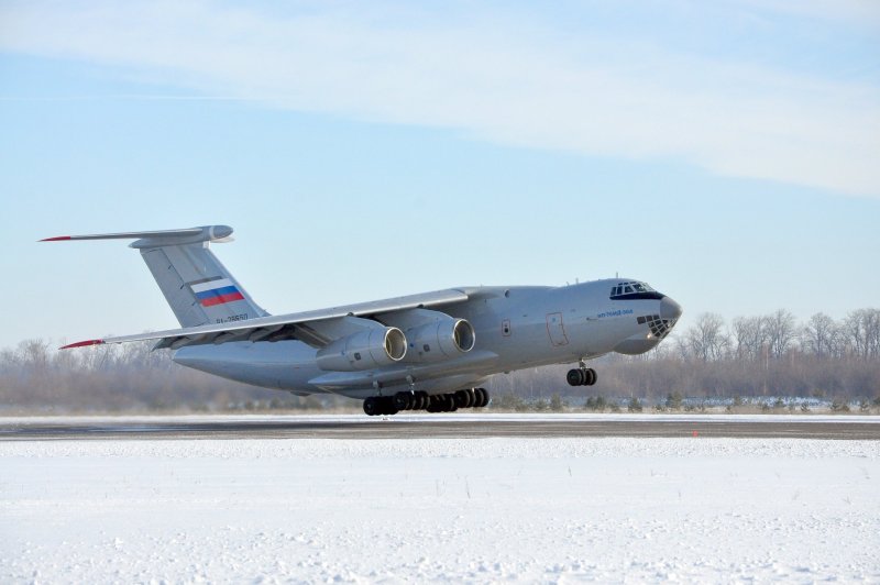 Ил-76 военно-транспортный самолёт