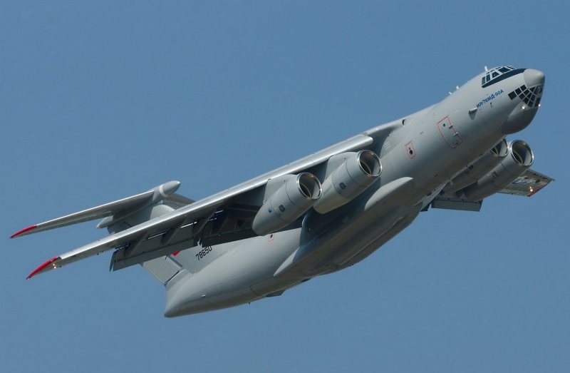 Военно-транспортный самолёт ил-76мд