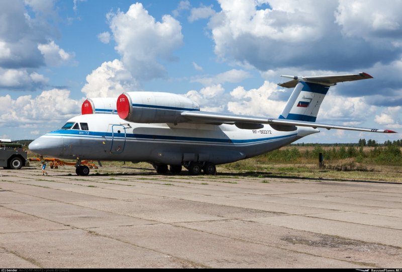 Самолет АН 72