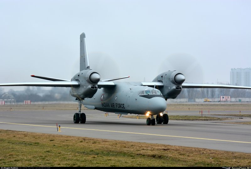 АН-24 пассажирский самолёт