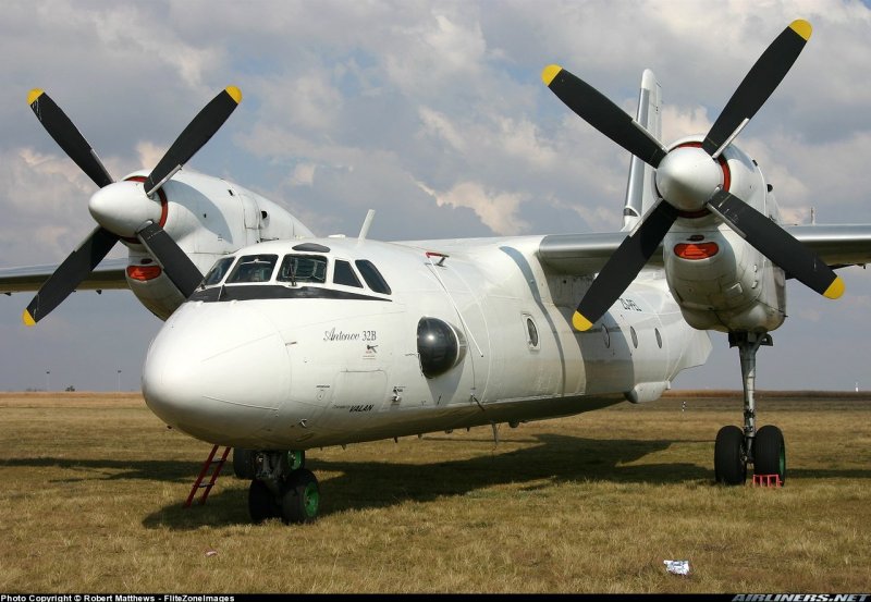 АН-32 КРАСАВИА