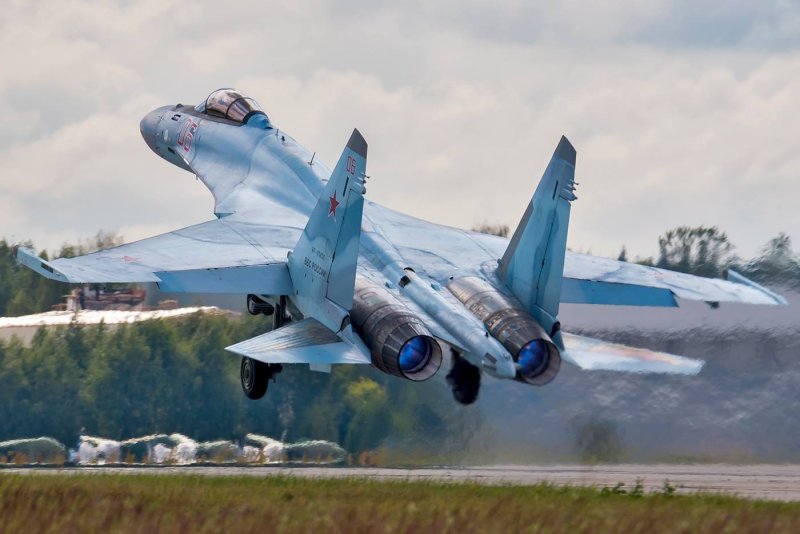 Су-35с киль