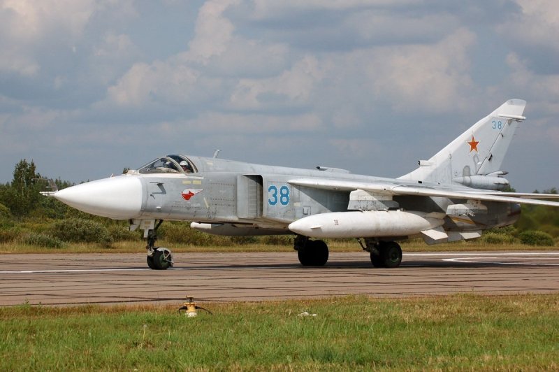 Фронтовой бомбардировщик Су-24м