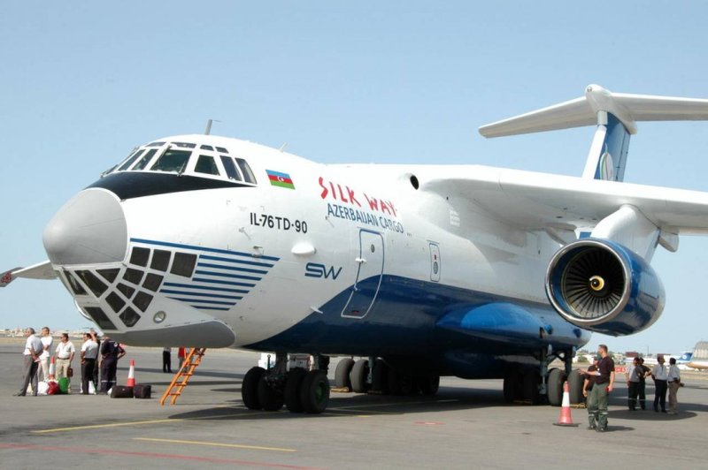 Грузовой самолет ил-76