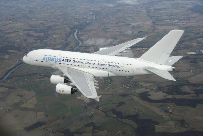 Пассажирский самолёт Аэробус а380