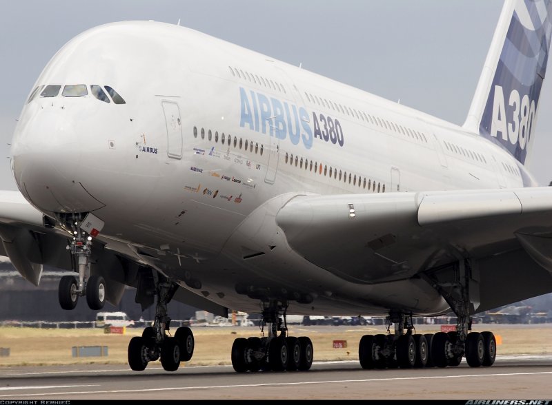 Airbus a390-900