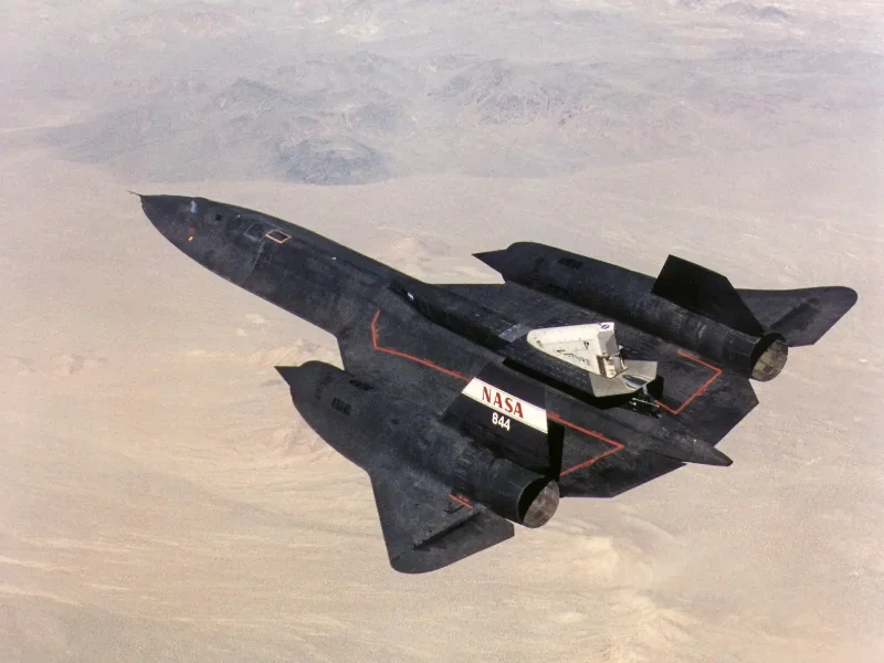 Самолет SR-71 Blackbird