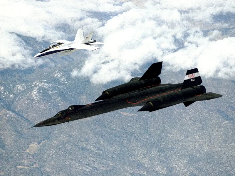 Локхид a-12 и SR-71