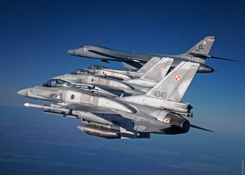 Самолеты ВВС НАТО Ф-15