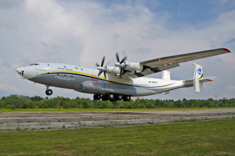 Самолёт Антей АН-22