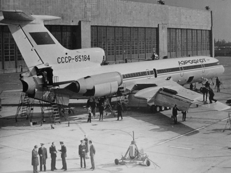 Ту-154 пассажирский самолёт СССР