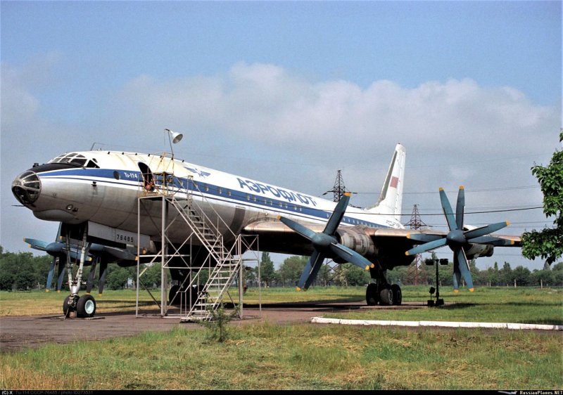 Ту-114 пассажирский самолёт