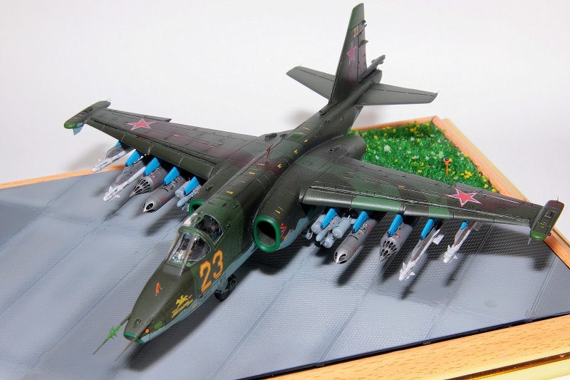 Модель самолета Су 25