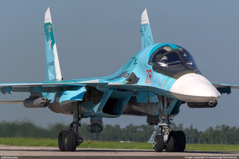 Самолеты Су-34 на Авиадартс