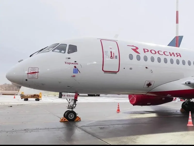 Самолет Sukhoi Superjet 100-95