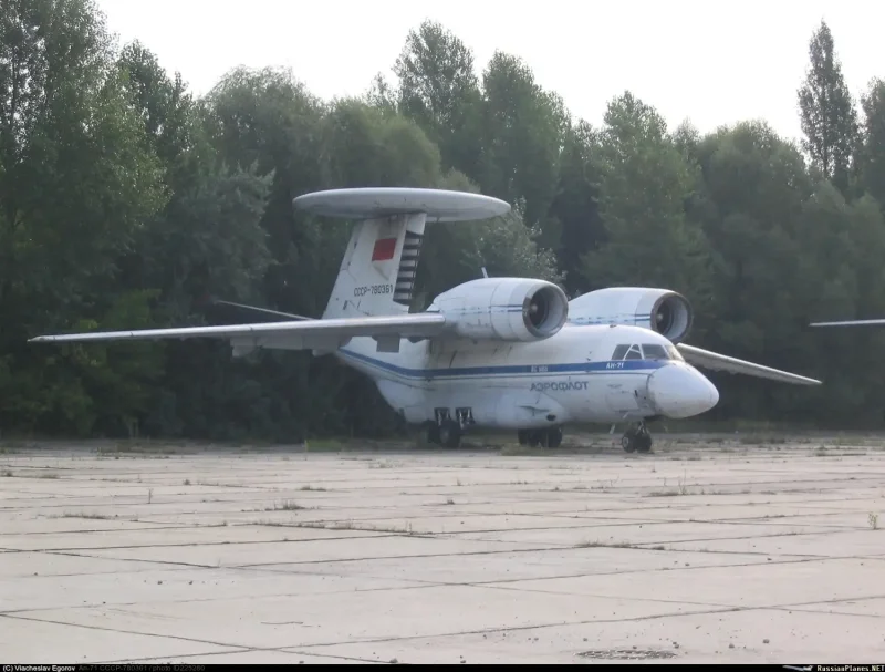 Antonov an-71 rare Soviet AWACS