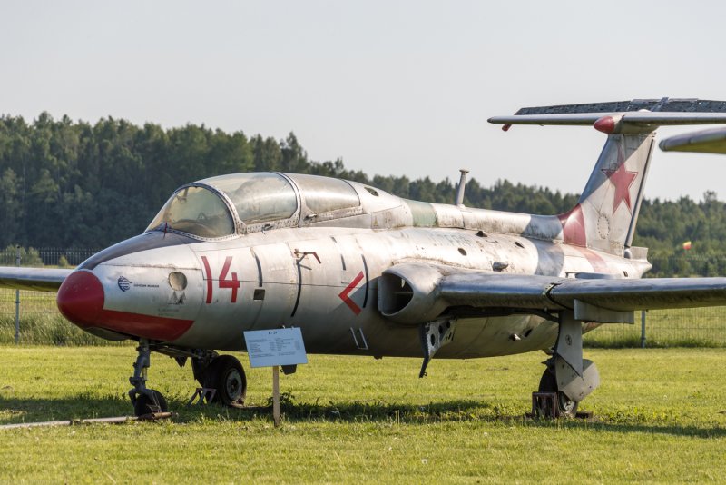 Aero l-29 Delfin кабина