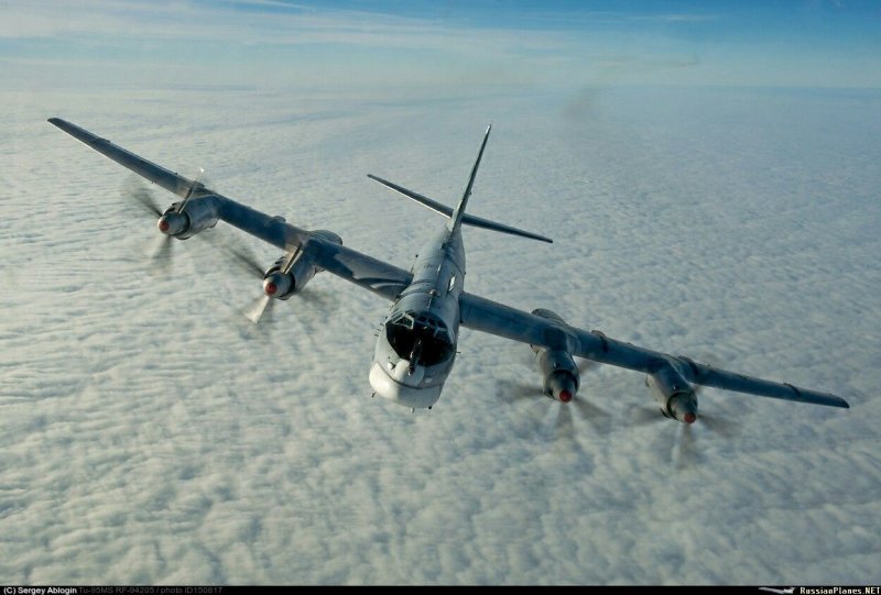 Ту-95 сверху