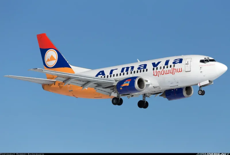 Боинг 737 Армения