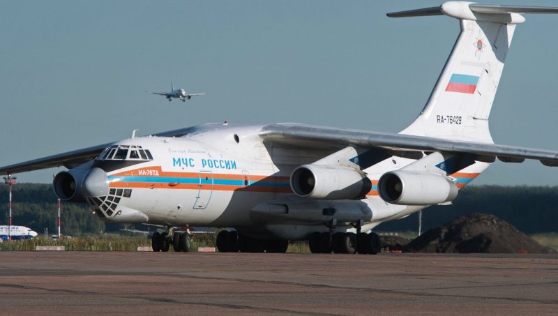 Ил-76 МЧС России фото