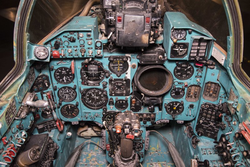 Mig-19 Cockpit