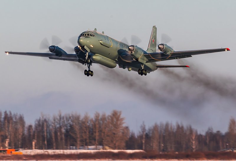 Самолет радиоэлектронной разведки ил-20