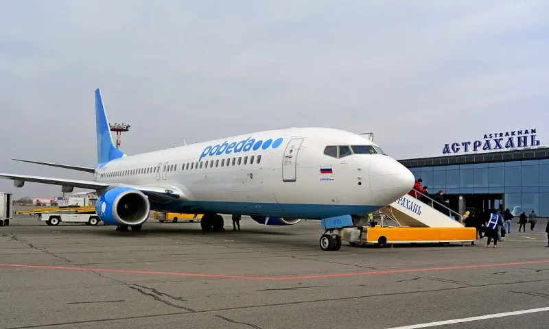 Боинг 737 Астрахань