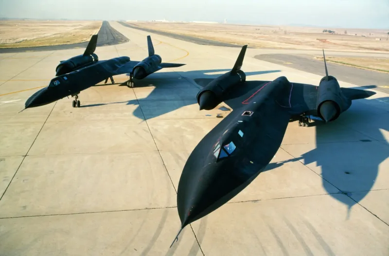 Самолет-разведчик SR-71 Blackbird
