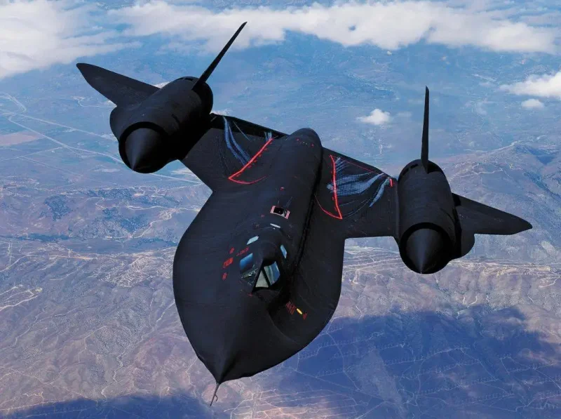 Самолет SR-71 Blackbird