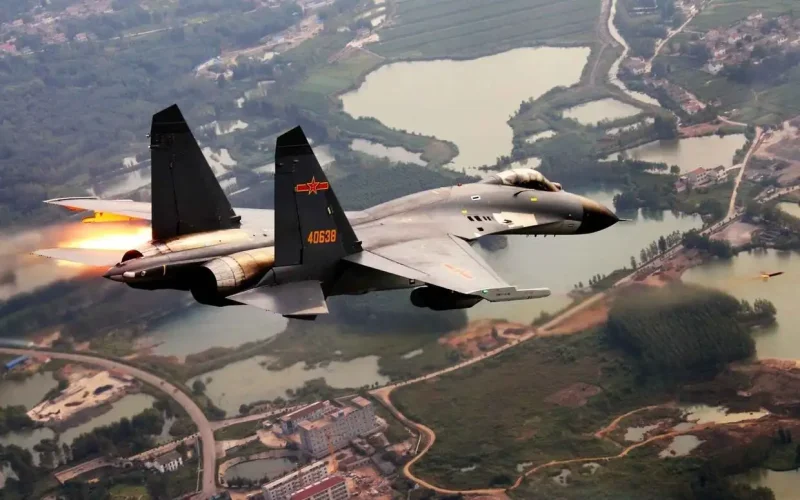 Военные самолеты России и Китай
