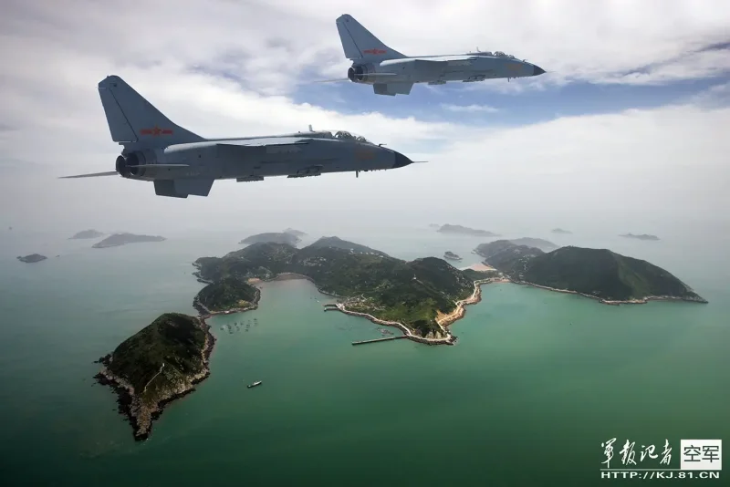 Военные самолеты КНР