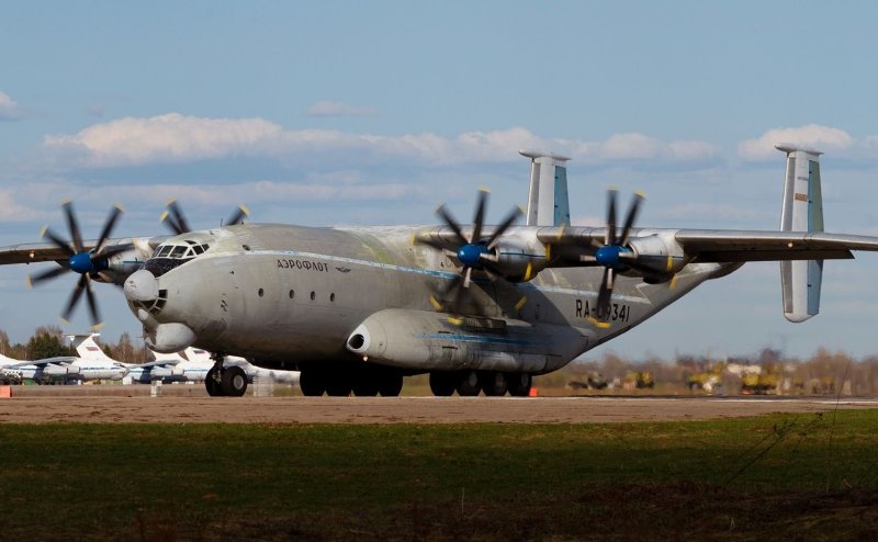 Самолёт ил-76мд-90а