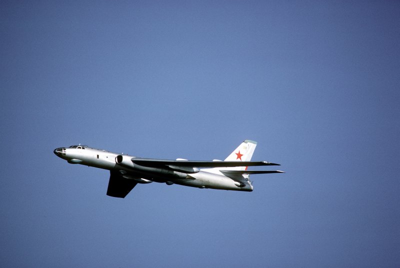 Ту-16 реактивный самолёт